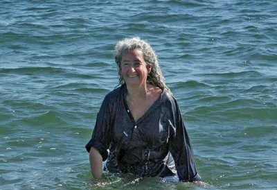Nora Guthrie